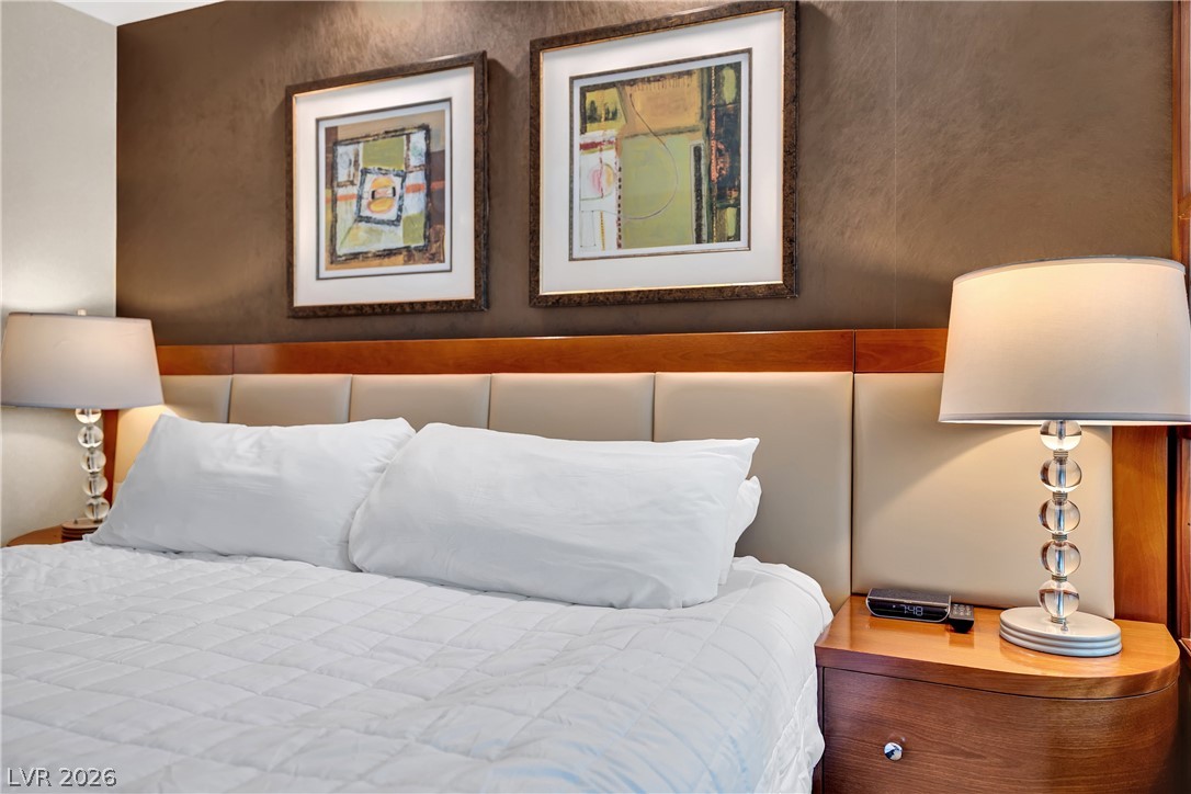 135 East Harmon Avenue 2409 Property Photo 7