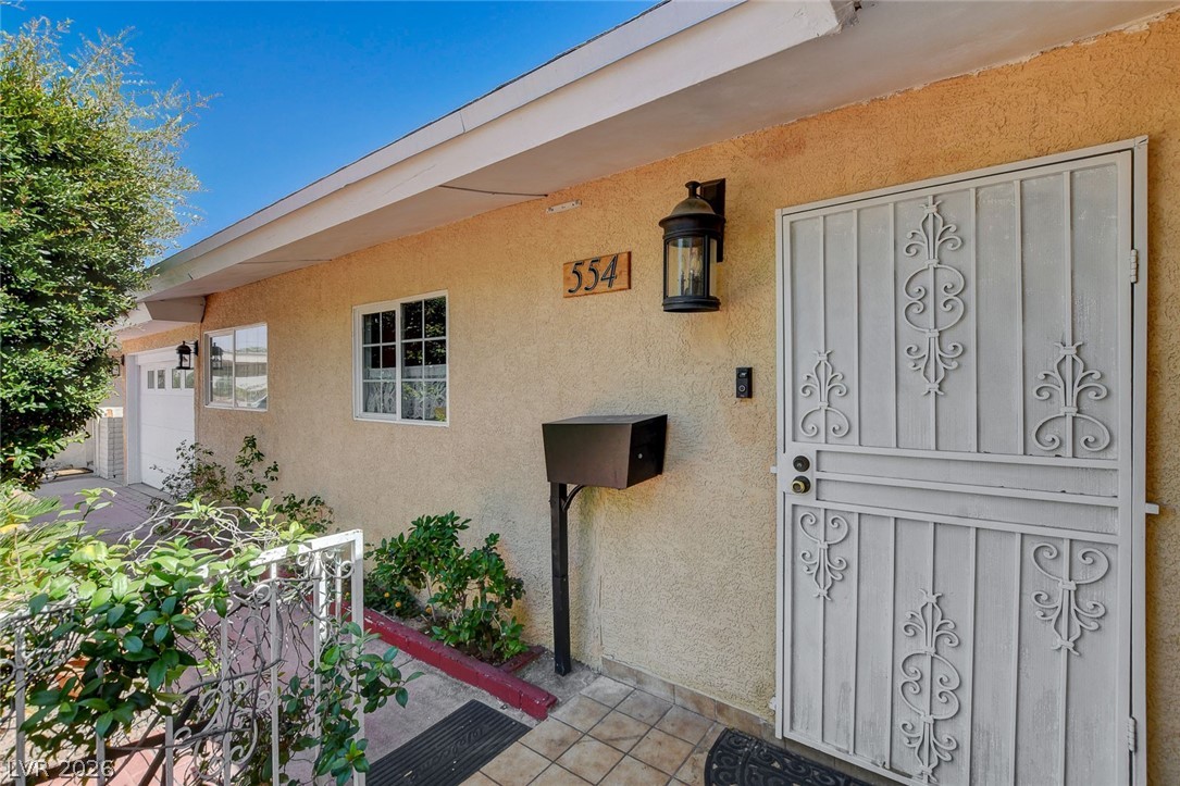 554 Canosa Avenue Property Photo 6