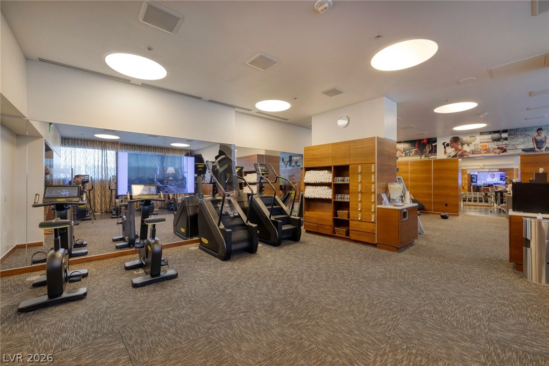 2600 West Harmon Avenue 16046 Property Photo 28