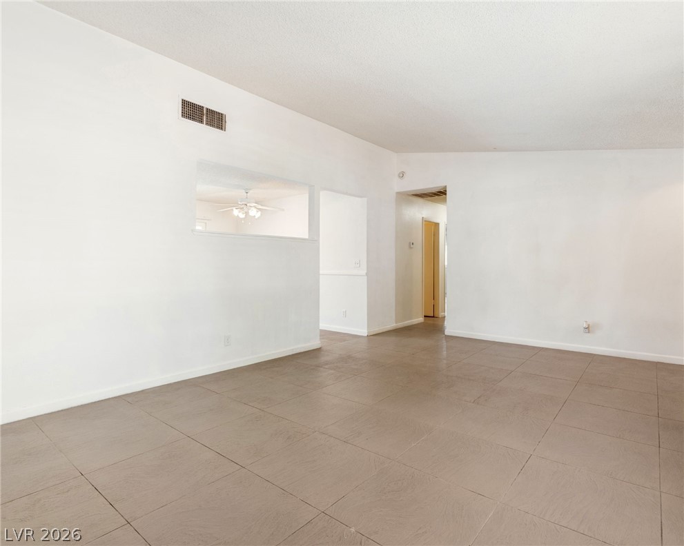 6371 West Viking Road Property Photo 16