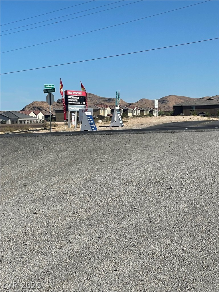 Hualapai Property Photo 9