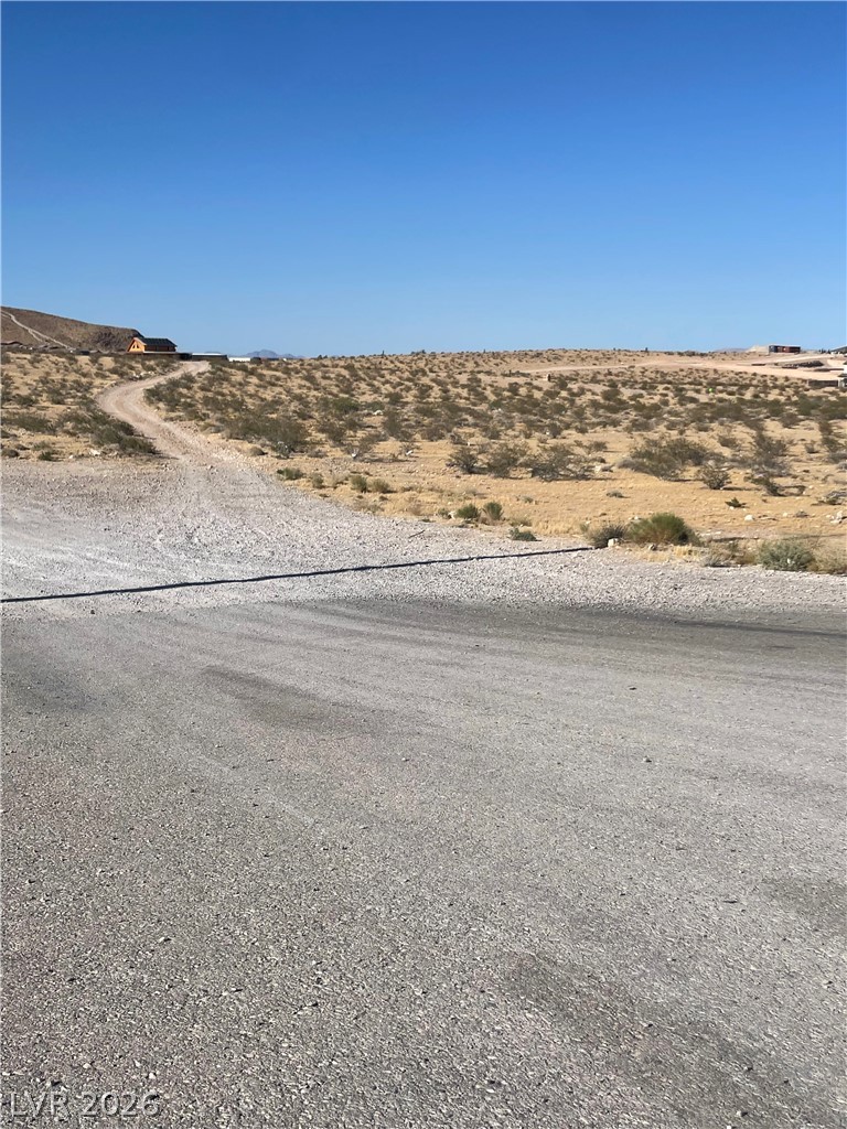 Hualapai Property Photo 13