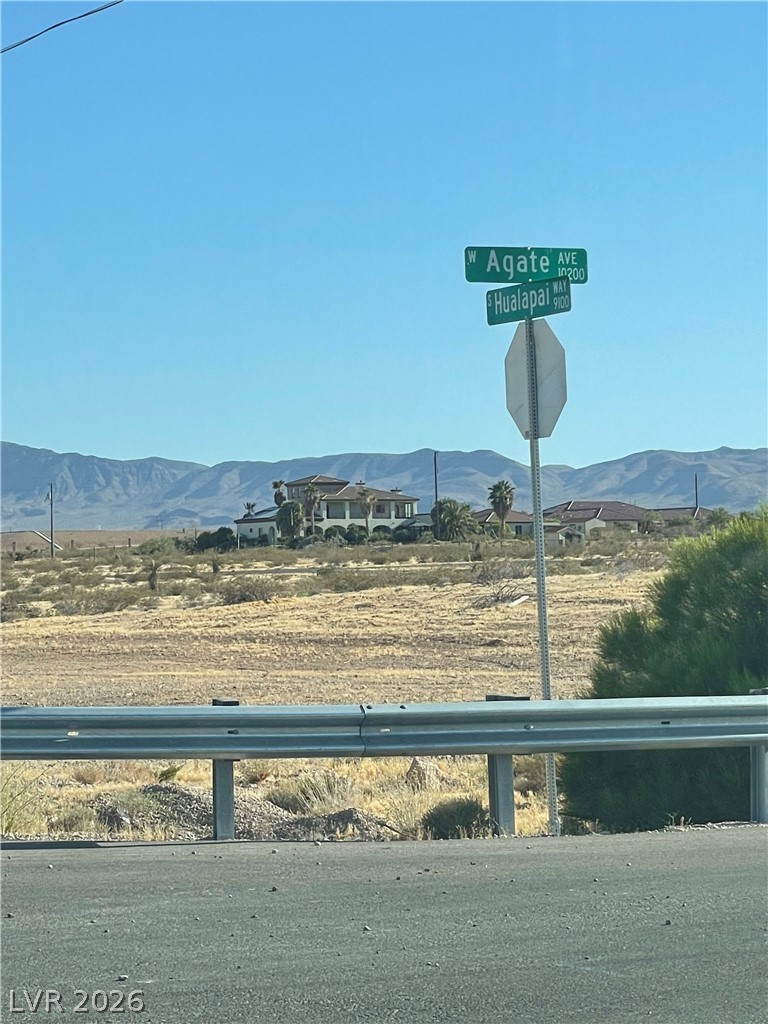 Hualapai Property Photo 14