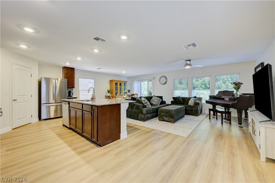 9550 Granville Bridge Street Property Photo 8