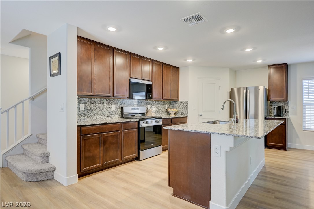 9550 Granville Bridge Street Property Photo 10