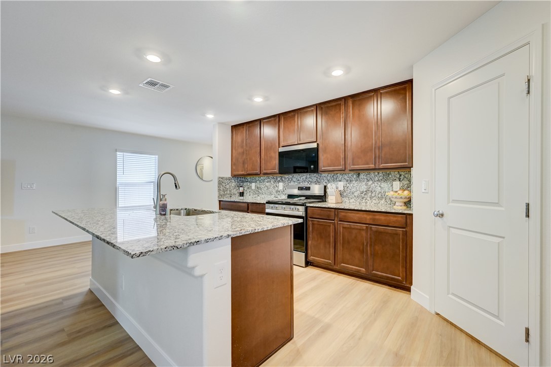 9550 Granville Bridge Street Property Photo 16