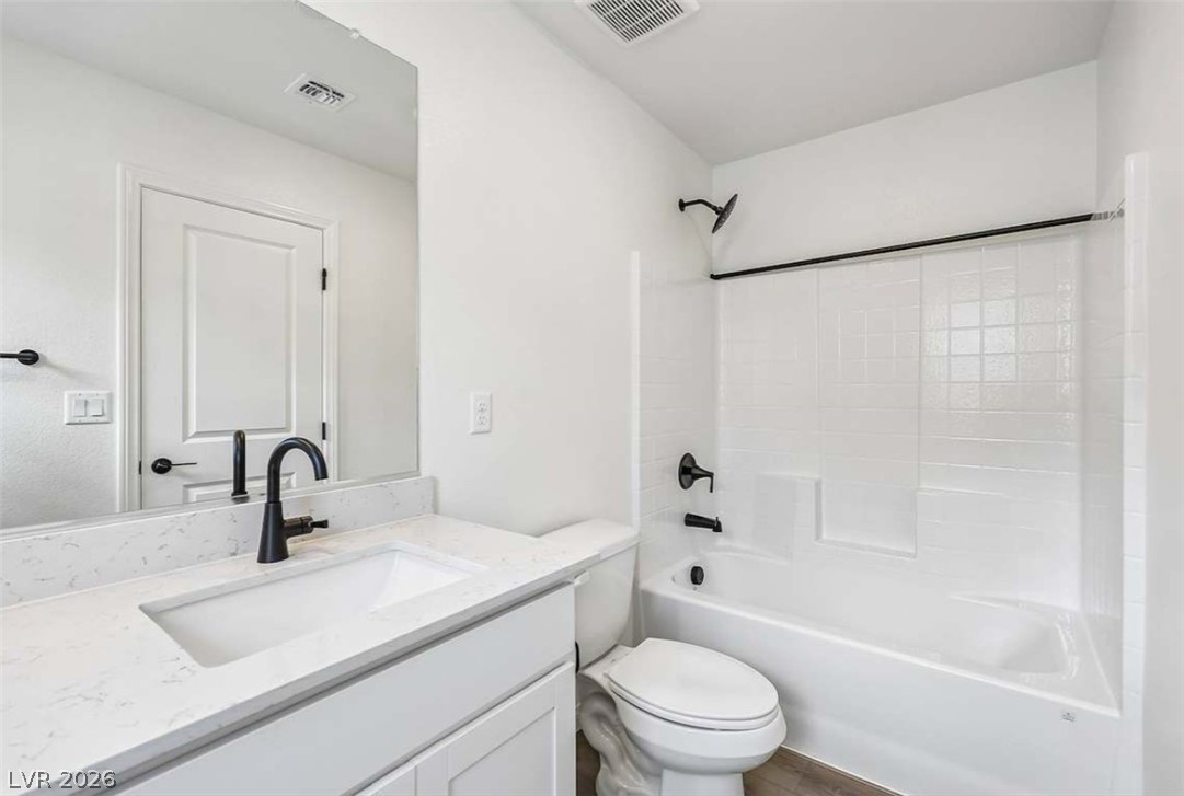 4015 Riley Rose Avenue Property Photo 27
