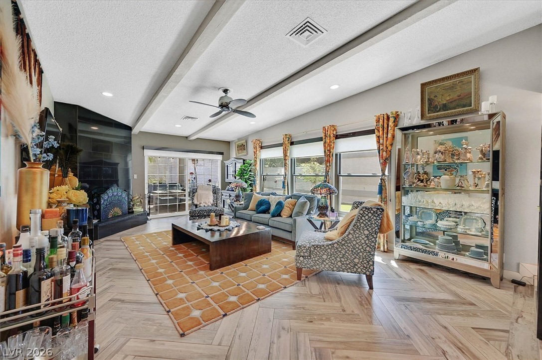 3305 Plaza Del Paz Property Photo 10