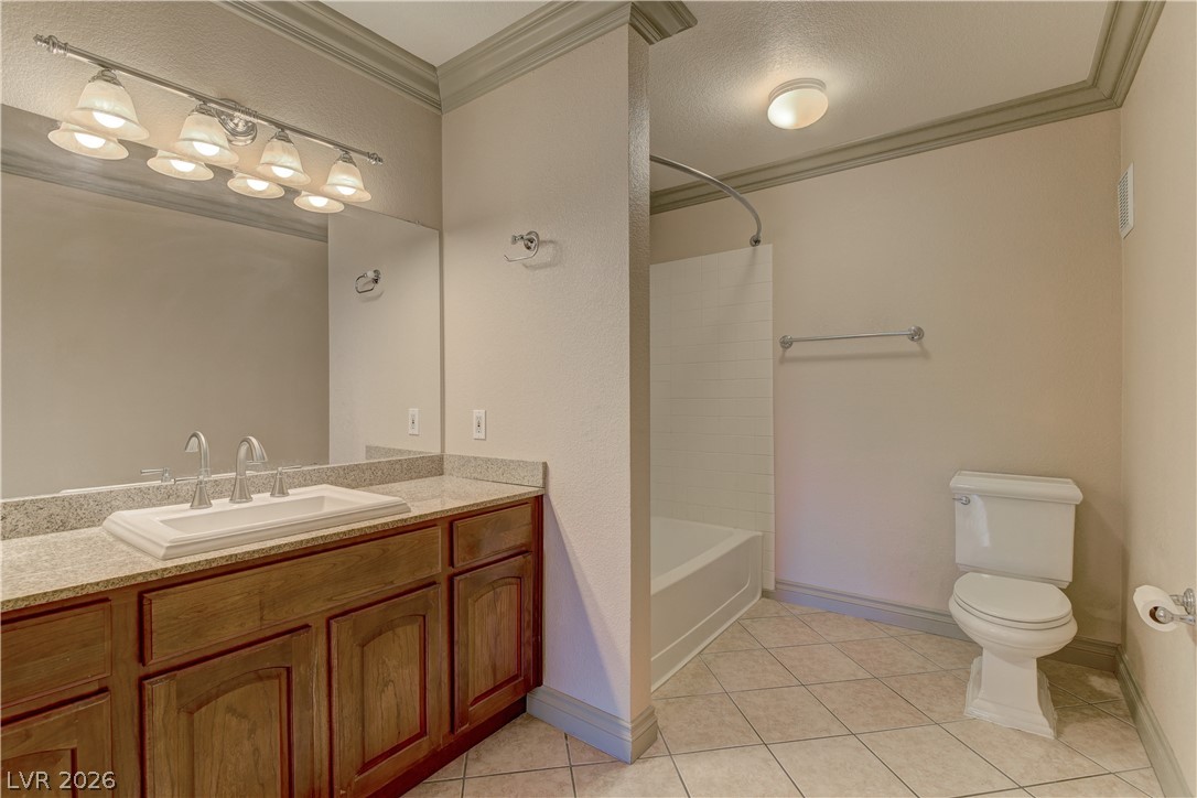 1150 North Buffalo Drive 2115 Property Photo 11