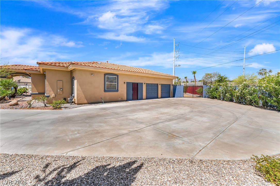 1301 Marina Del Rey Court Property Photo 5