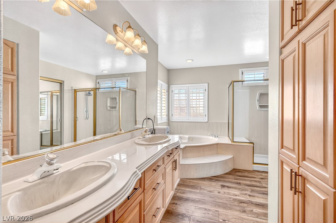 3176 Sterlingshire Drive Property Photo 21