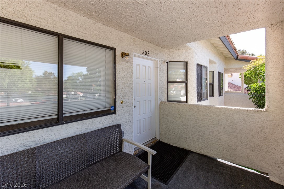8804 River Pines Court 202 Property Photo 6