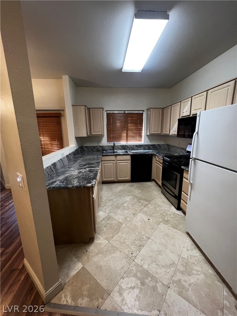 5250 South Rainbow Boulevard 1046 Property Photo 5