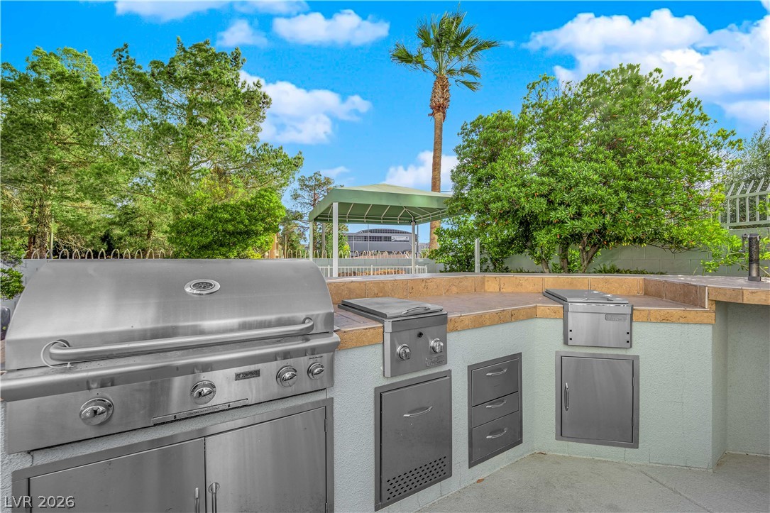 360 East Desert Inn Road 607 Property Photo 48