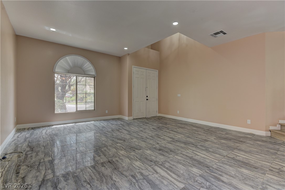 5862 Bluthe Bridge Avenue Property Photo 5