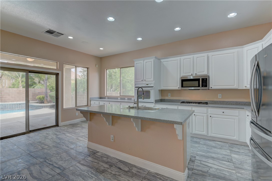 5862 Bluthe Bridge Avenue Property Photo 8