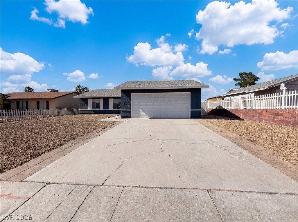 4018 Shady Oak Property Photo 1
