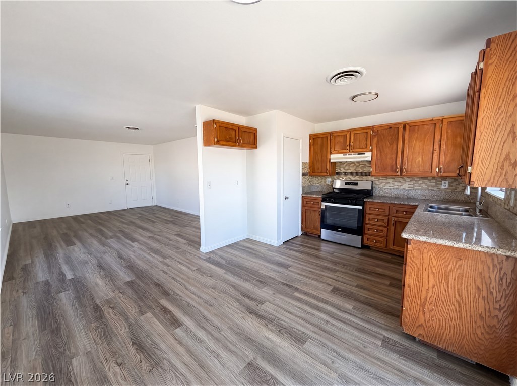 4018 Shady Oak Property Photo 7