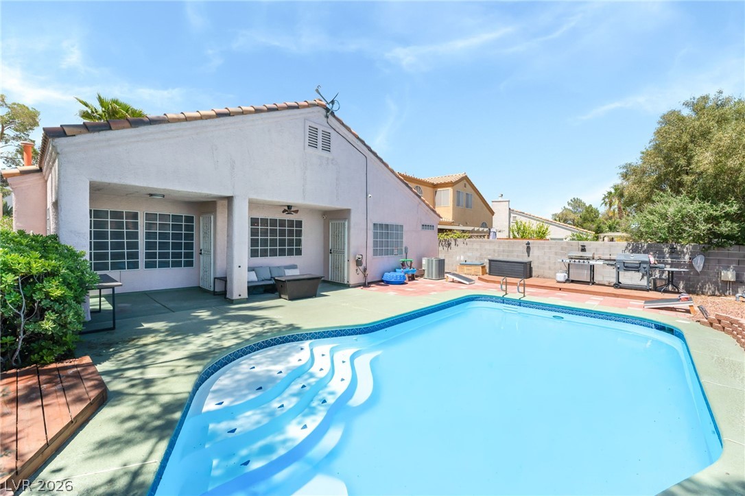 3324 Indian Moon Drive Property Photo 1