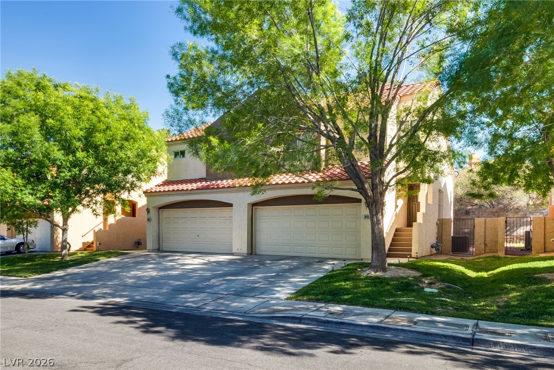 1665 Britannia Avenue Property Photo 3