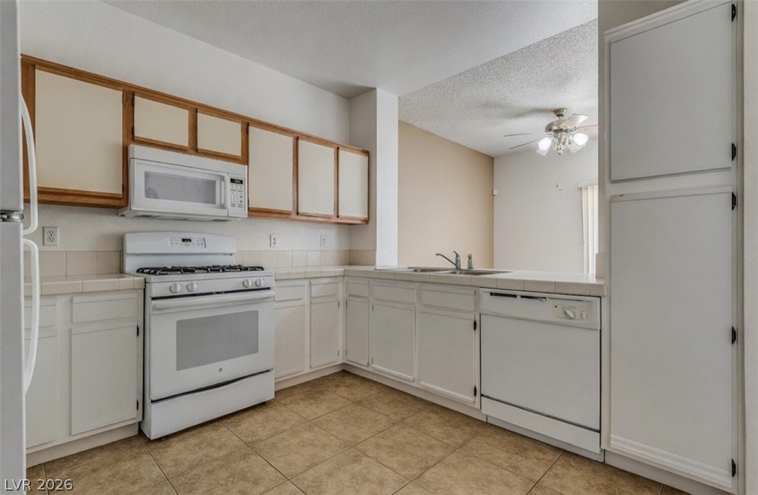 1665 Britannia Avenue Property Photo 13
