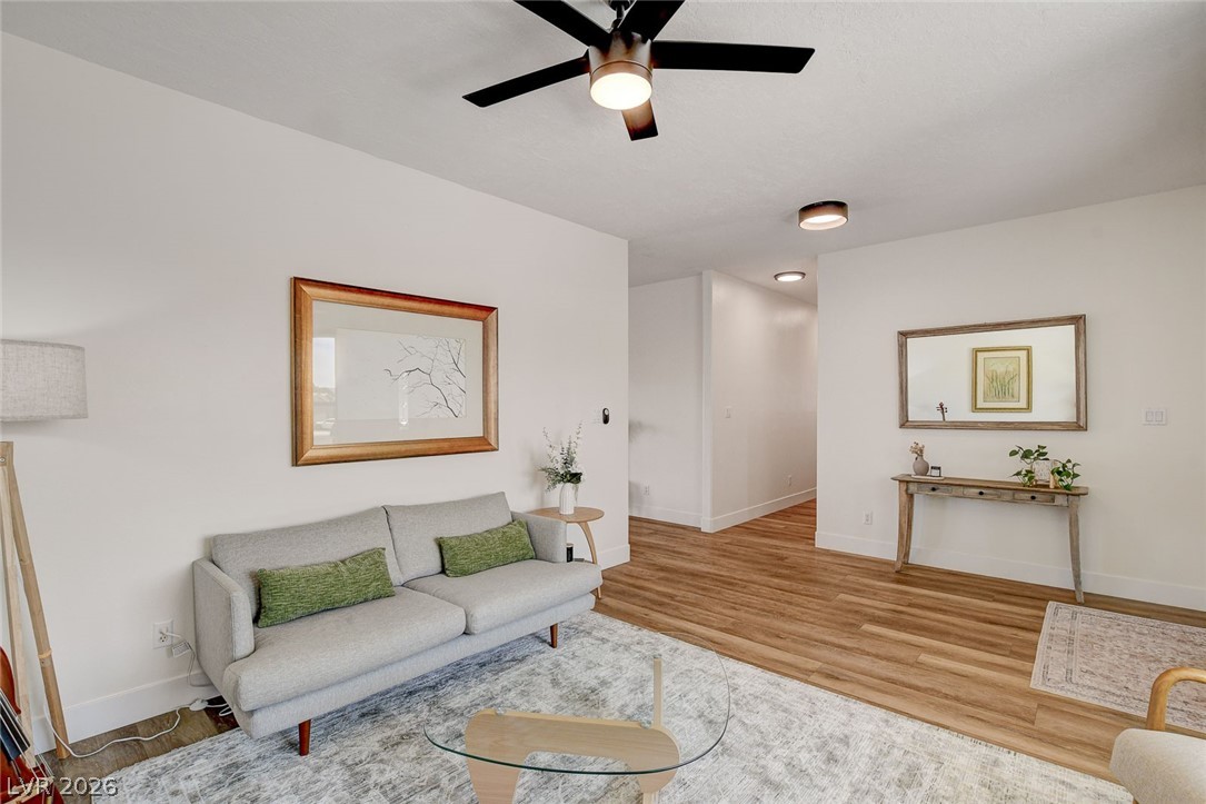 4362 Thistle Street Property Photo 12