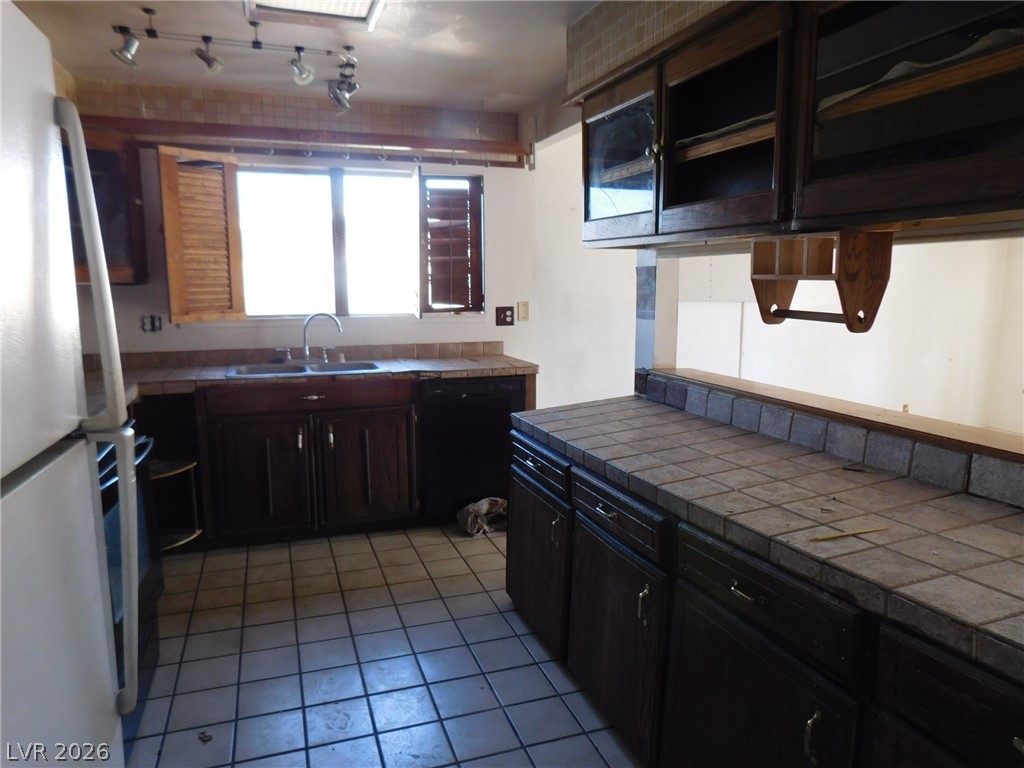 7105 Pinelake Road Property Photo 9