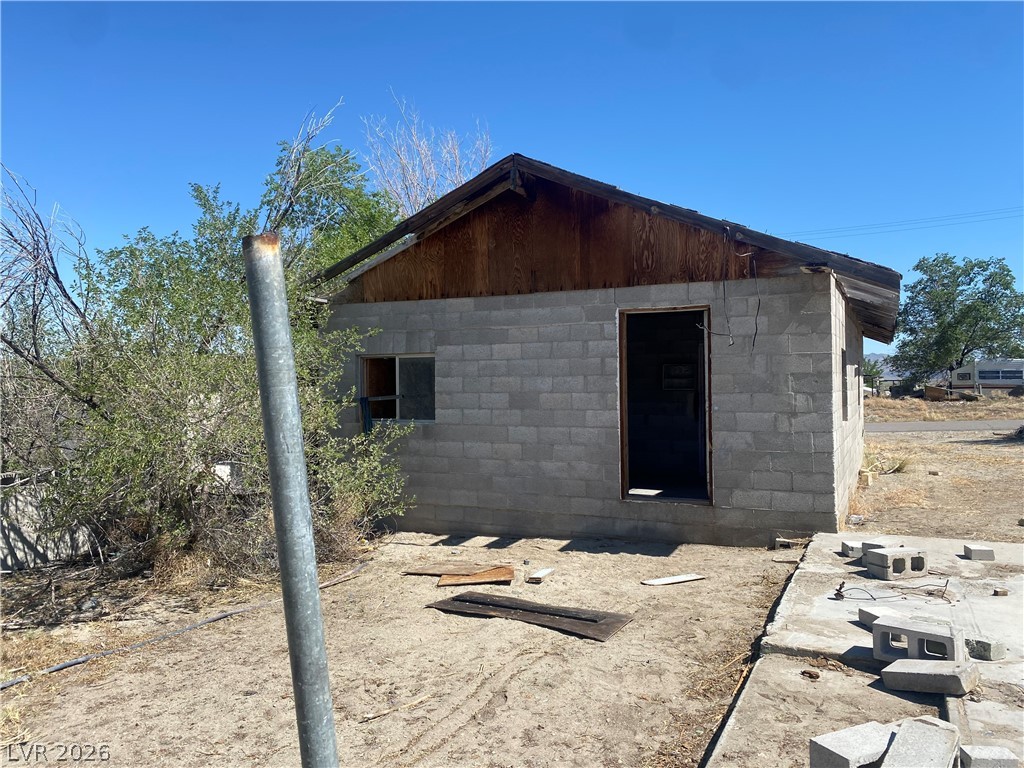 701 3rd Street Property Photo 6