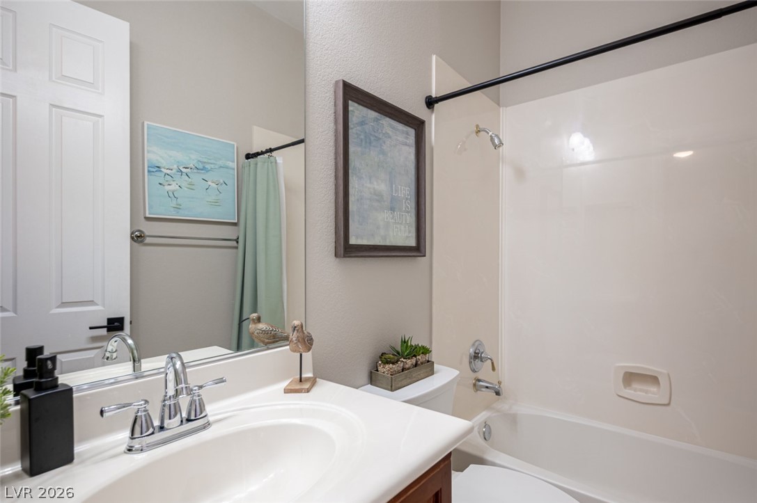 6888 April Wind Avenue Property Photo 59