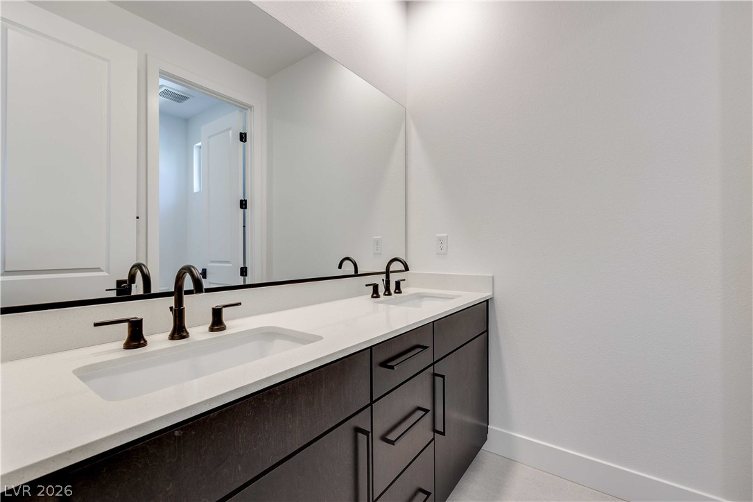1001 Soaring Sage Avenue Property Photo 10