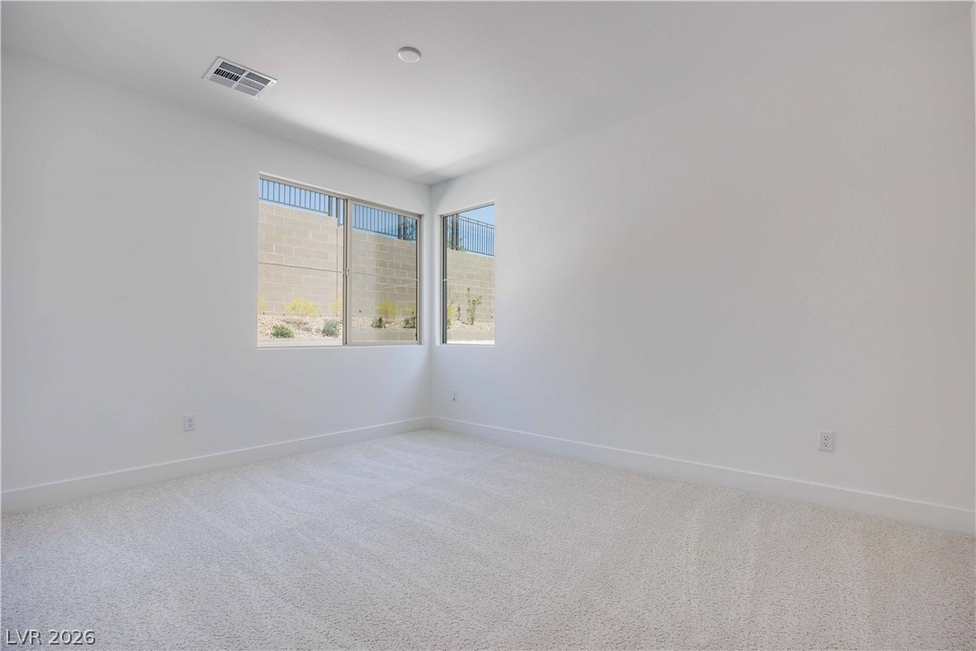 1001 Soaring Sage Avenue Property Photo 11