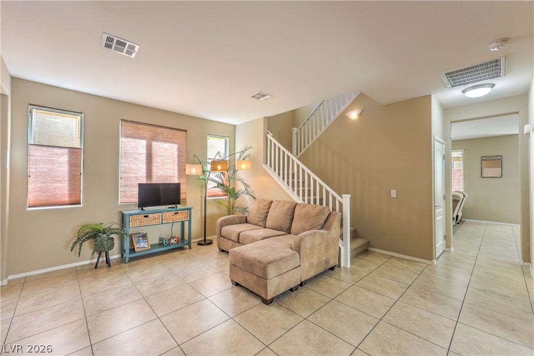 10653 Mount Jefferson Avenue Property Photo 8