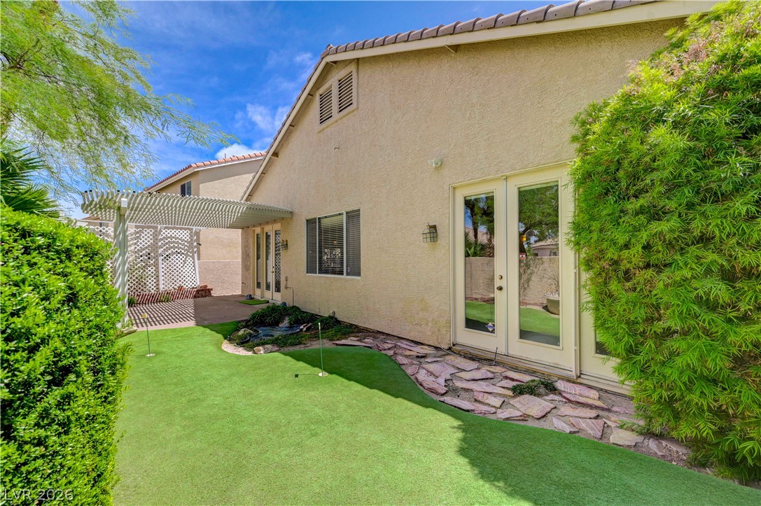 33 Staghorn Street Property Photo 36
