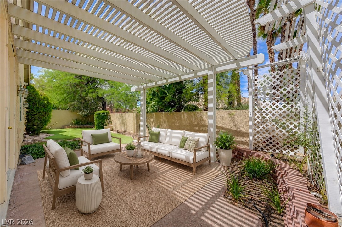 33 Staghorn Street Property Photo 42