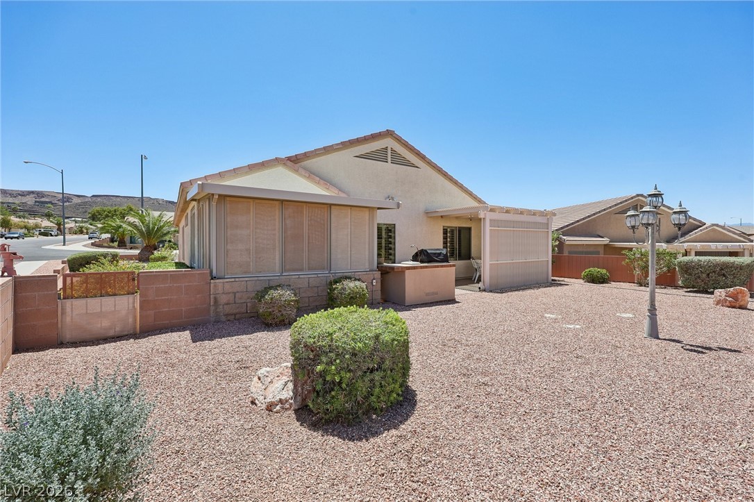 586 Cypress Gardens Place Property Photo 7