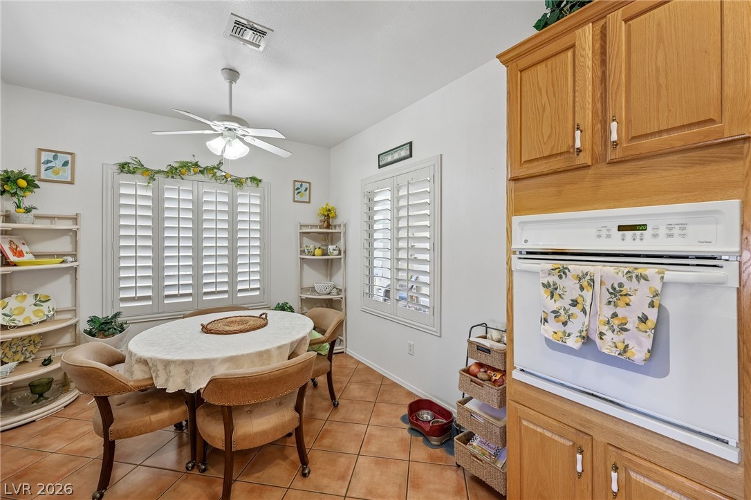 586 Cypress Gardens Place Property Photo 16
