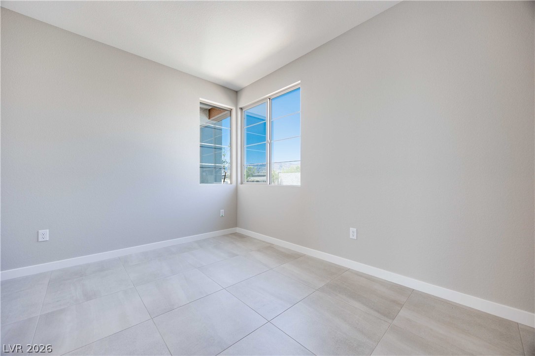 9912 Juniper Valley Street Property Photo 10