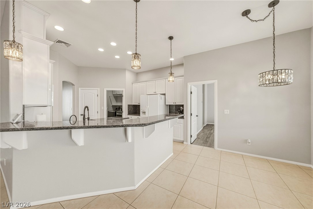 880 Benson Circle Property Photo 15