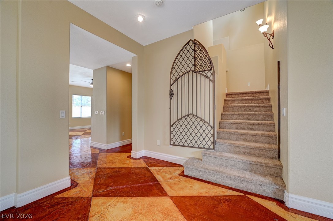 9462 Castillana Court Property Photo 3