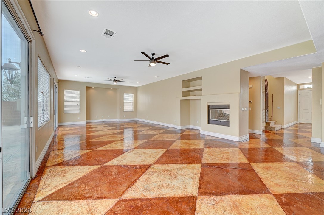 9462 Castillana Court Property Photo 4