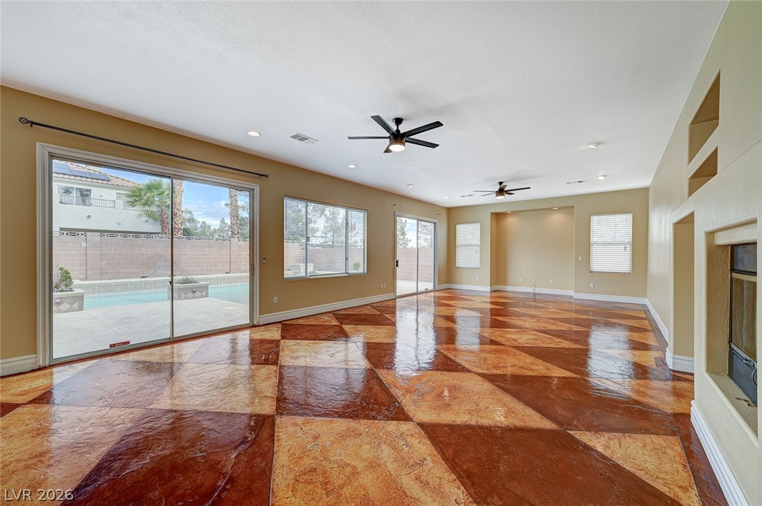 9462 Castillana Court Property Photo 7