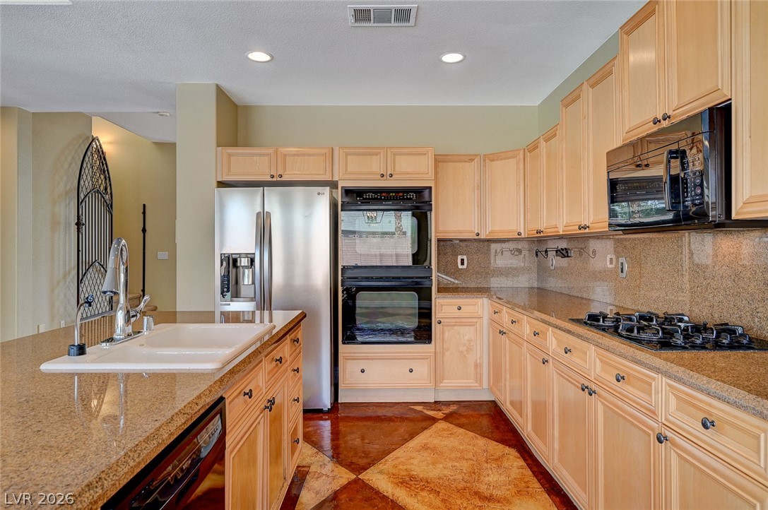 9462 Castillana Court Property Photo 9