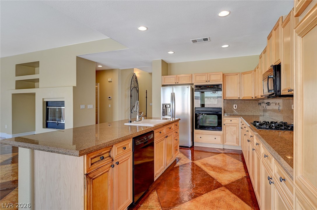 9462 Castillana Court Property Photo 10