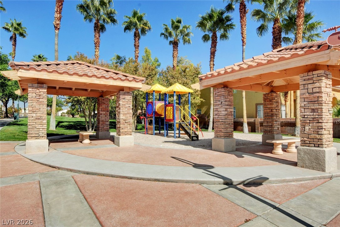 9462 Castillana Court Property Photo 73