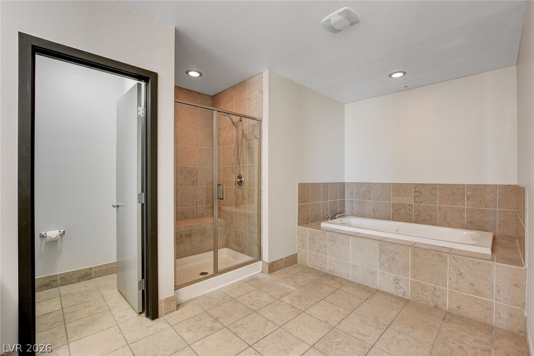 2715 West Pebble Road 310 Property Photo 31
