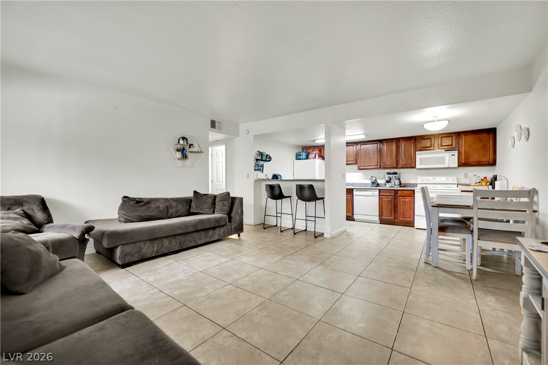 4470 Sandy River Drive 57 Property Photo 10