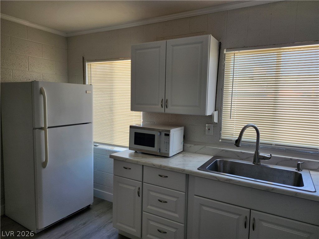 4624 Evergreen Place Property Photo 9