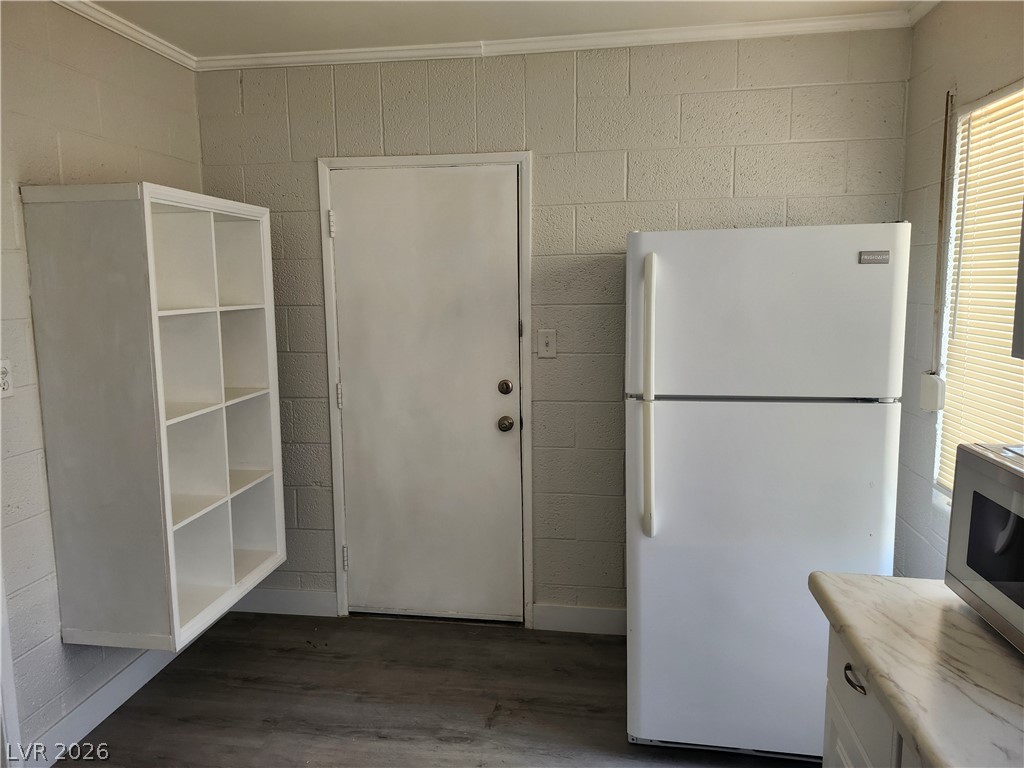 4624 Evergreen Place Property Photo 11