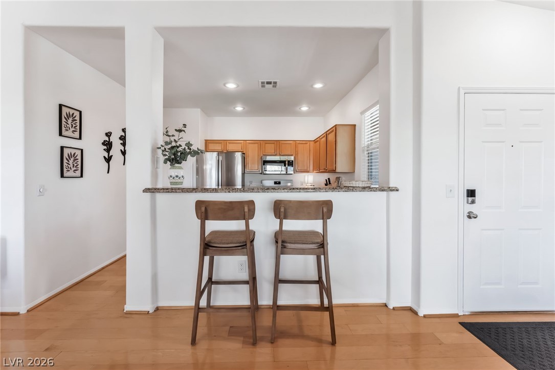 904 Duckhorn Court 204 Property Photo 8