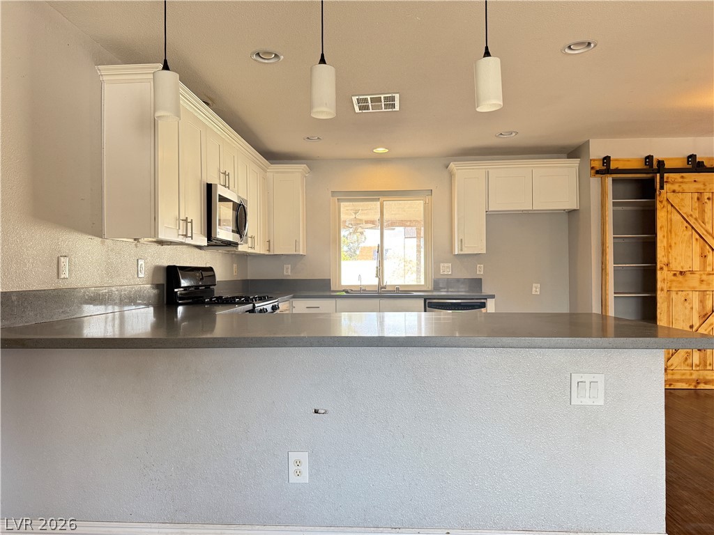 725 Morrocco Drive Property Photo 10